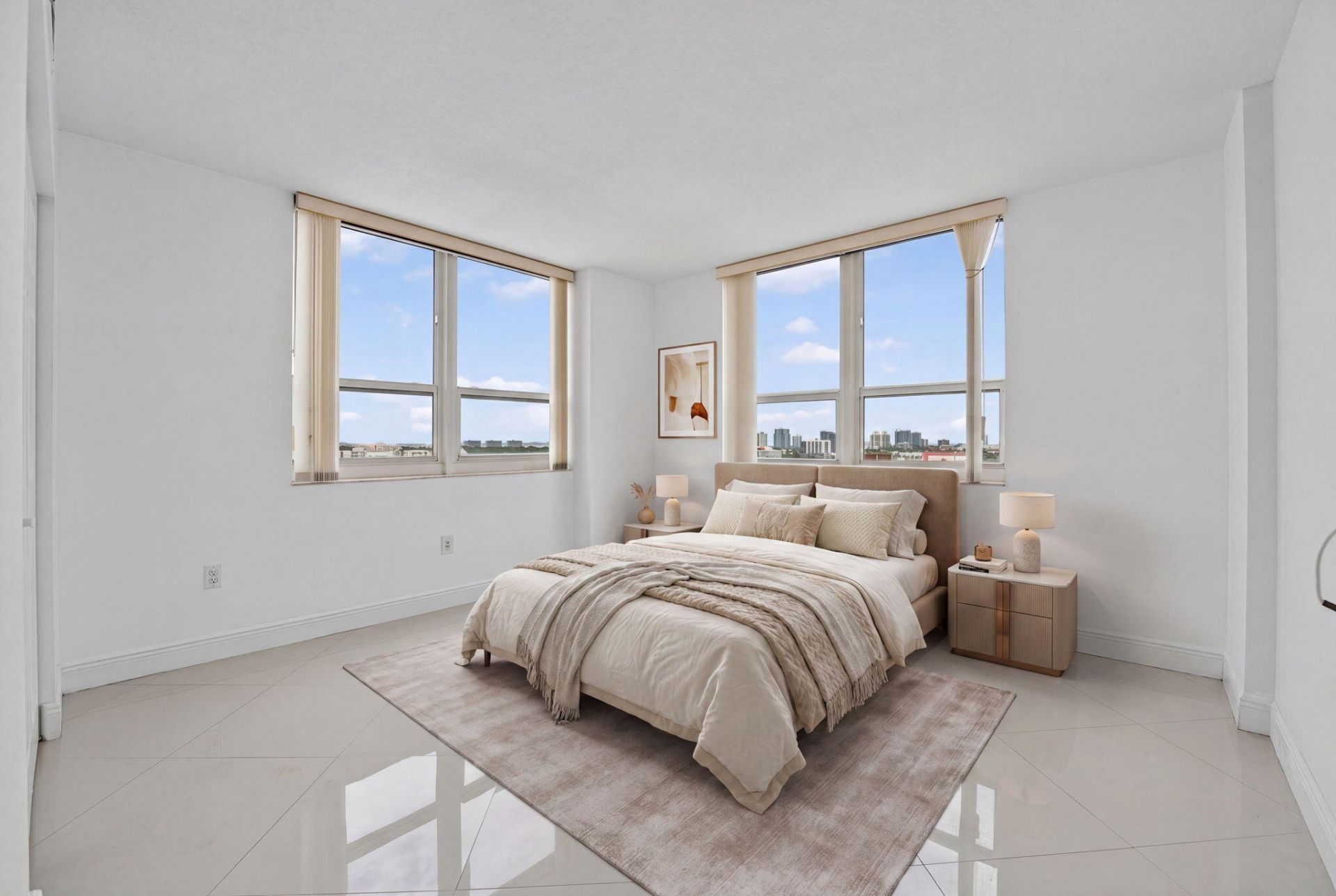 3232 Coral Way, Unit 1601, Miami, FL 33145 Photo
