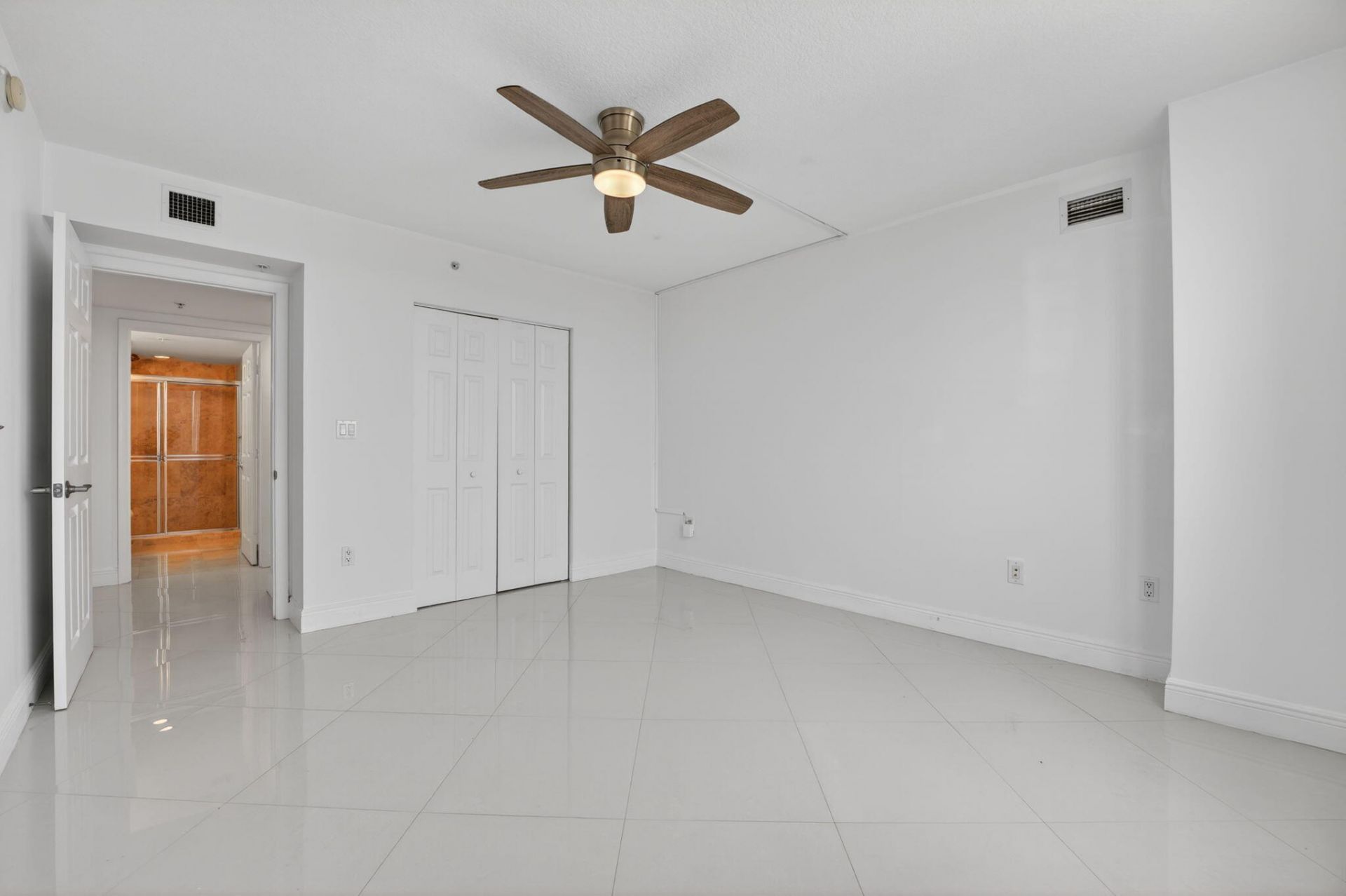 3232 Coral Way, Unit 1601, Miami, FL 33145 Photo