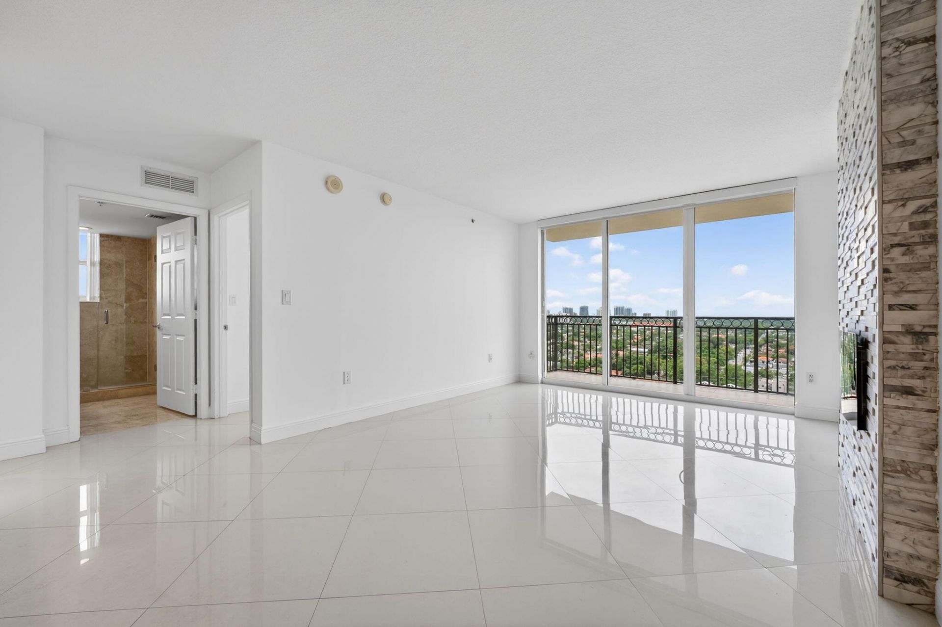 3232 Coral Way, Unit 1601, Miami, FL 33145 Photo