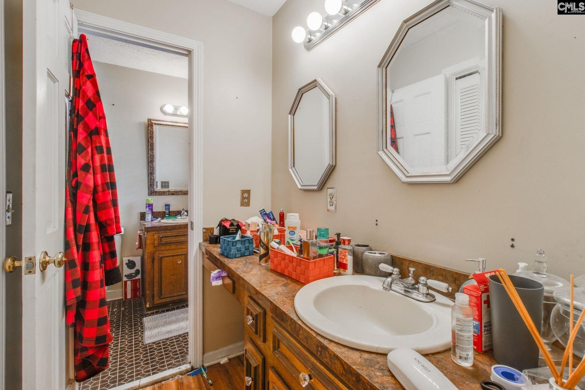 209 Brookspring Road Photo 15