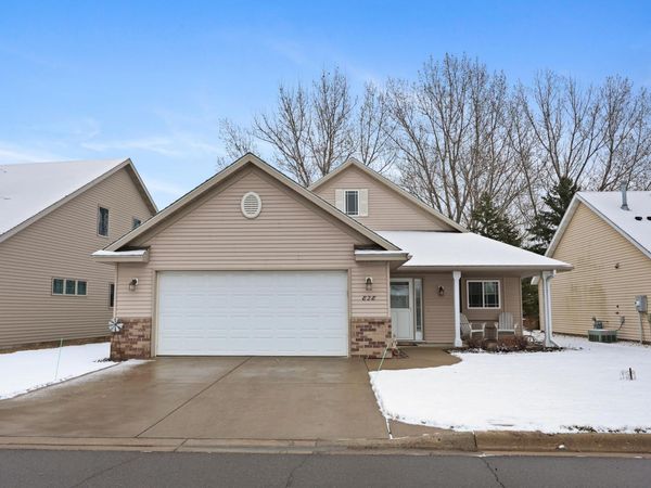 828 Aspen Circle , Waite Park, MN 56387