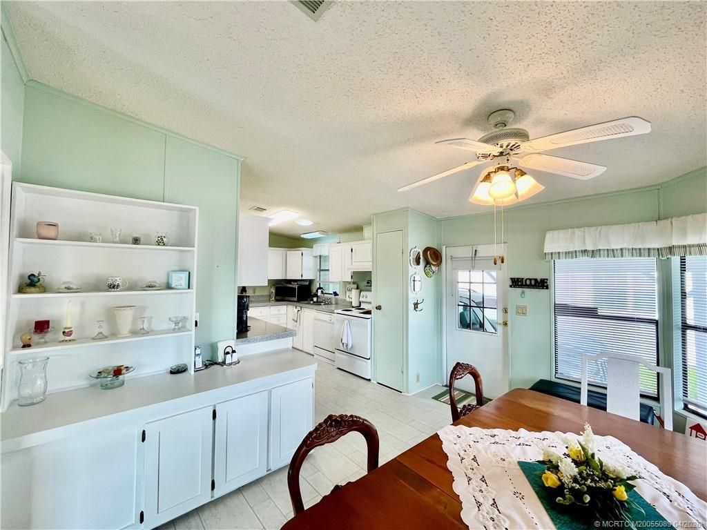 16300 SW Indianwood Circle, Indiantown, FL 34956 Photo