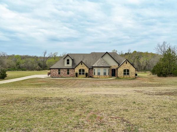 10060 E Stella Acres Lane, Oklahoma City, OK 73165