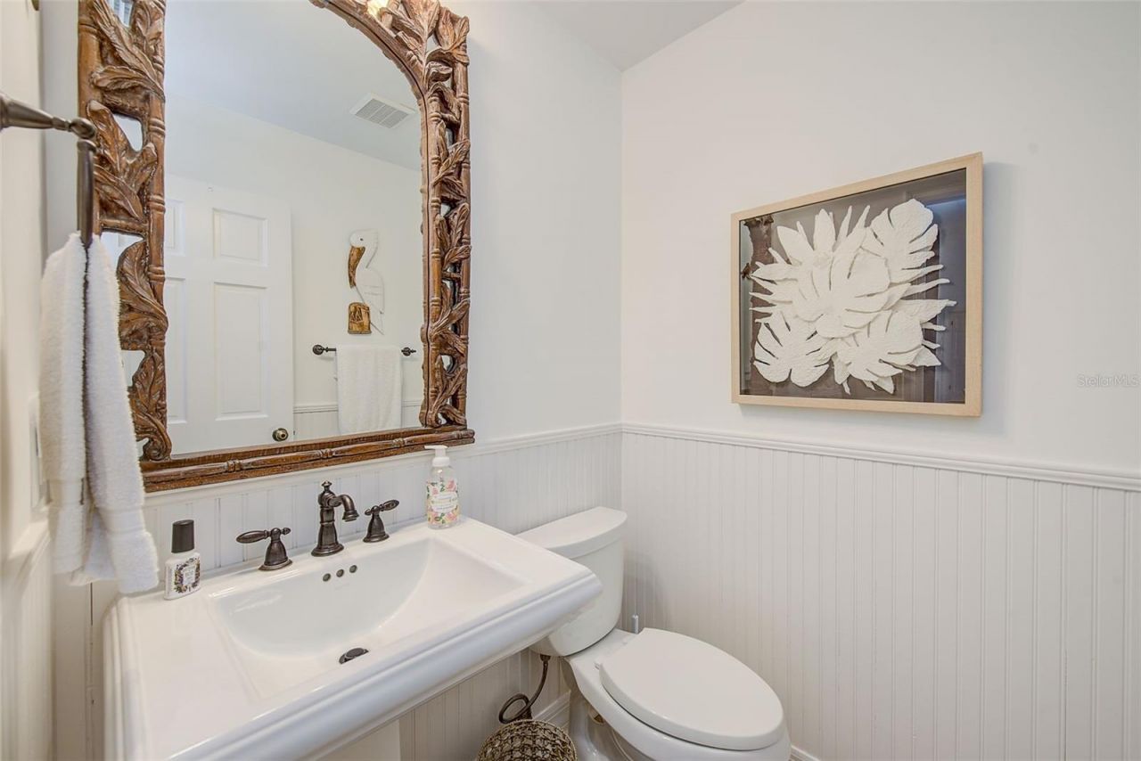 10976 Harborside Drive , Largo, FL 33773 Photo