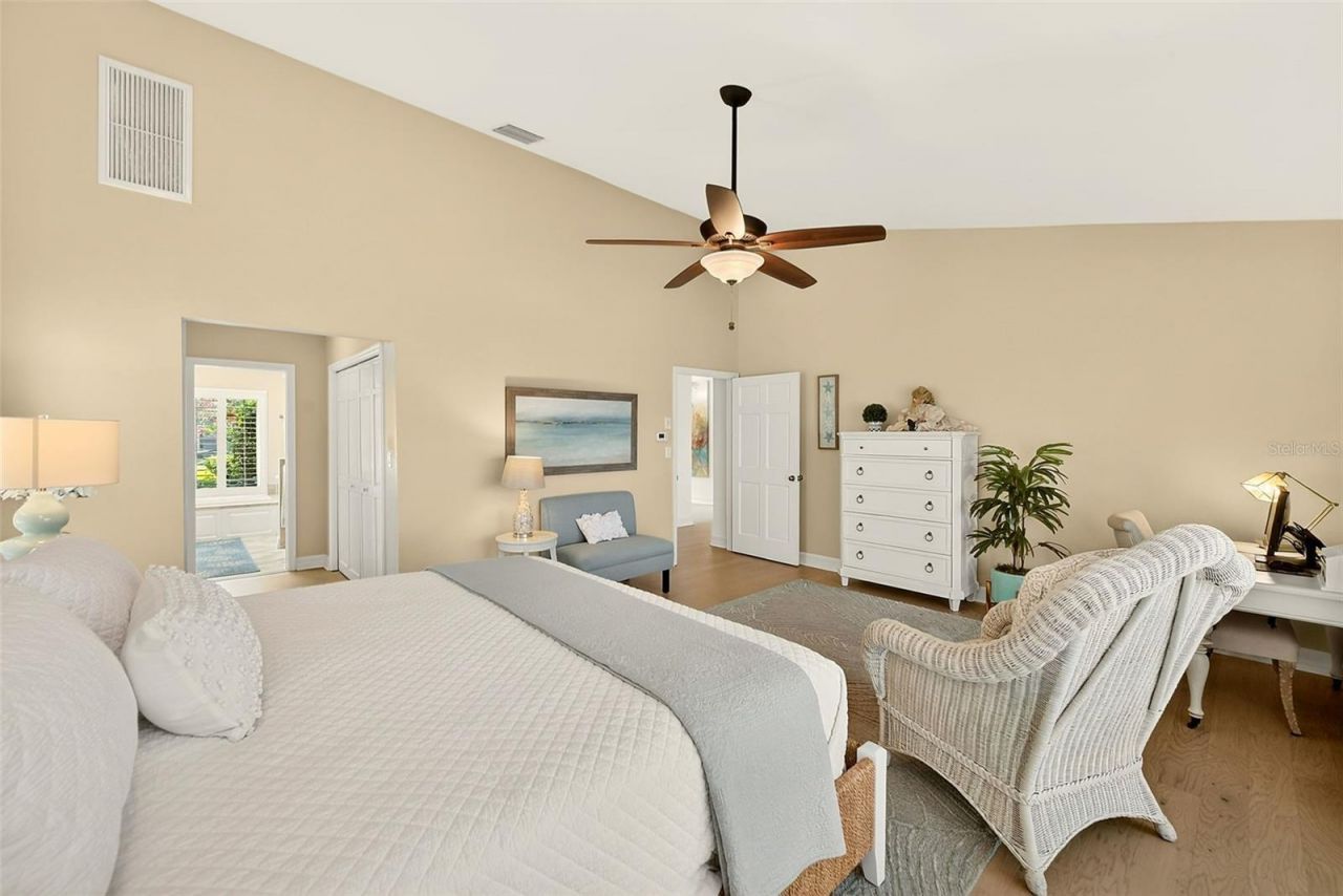 10976 Harborside Drive , Largo, FL 33773 Photo