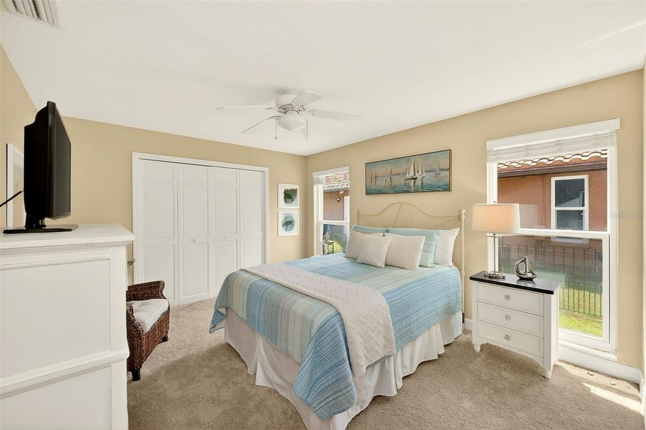 10976 Harborside Drive , Largo, FL 33773 Photo