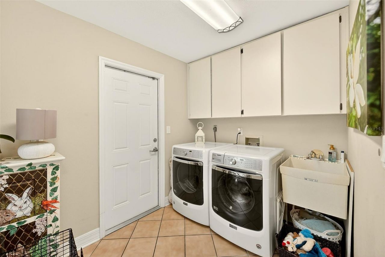 10976 Harborside Drive , Largo, FL 33773 Photo