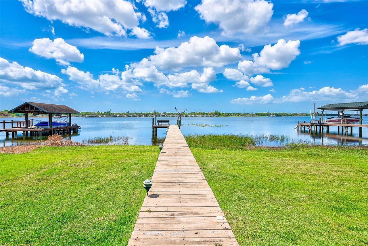 10976 Harborside Drive , Largo, FL 33773 Photo