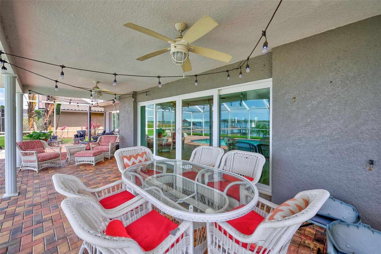 10976 Harborside Drive , Largo, FL 33773 Photo