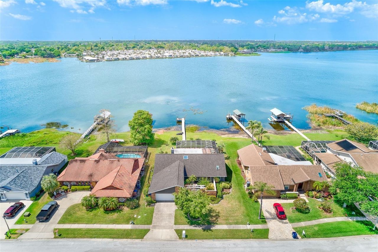 10976 Harborside Drive , Largo, FL 33773 Photo