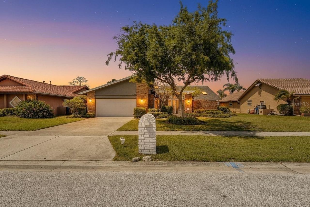 10976 Harborside Drive , Largo, FL 33773 Photo