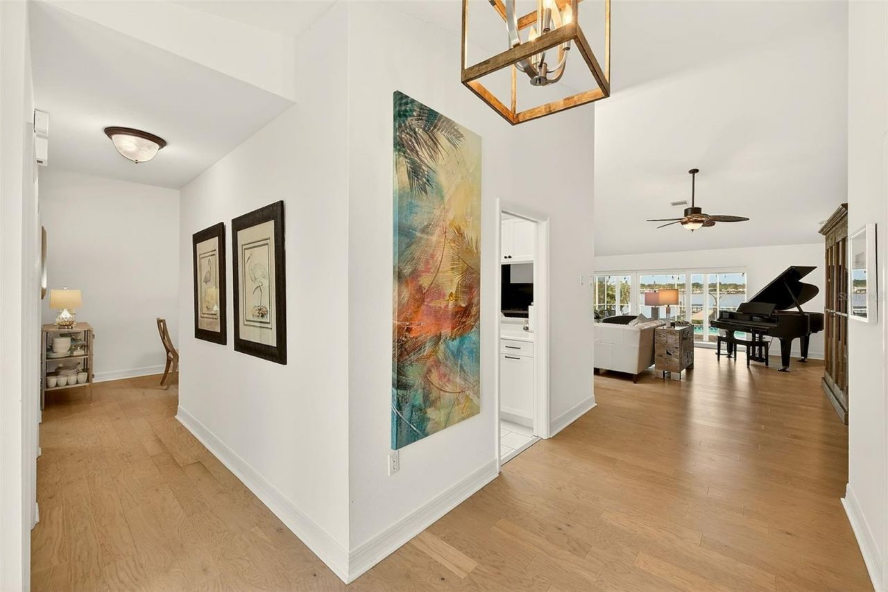 10976 Harborside Drive , Largo, FL 33773 Photo