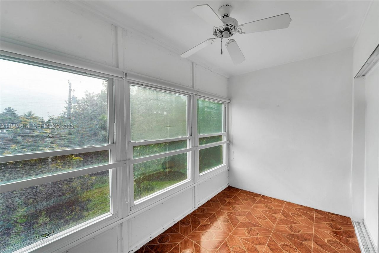 3090 NW 46th Ave , Unit 212C, Lauderdale Lakes, FL 33313 Photo