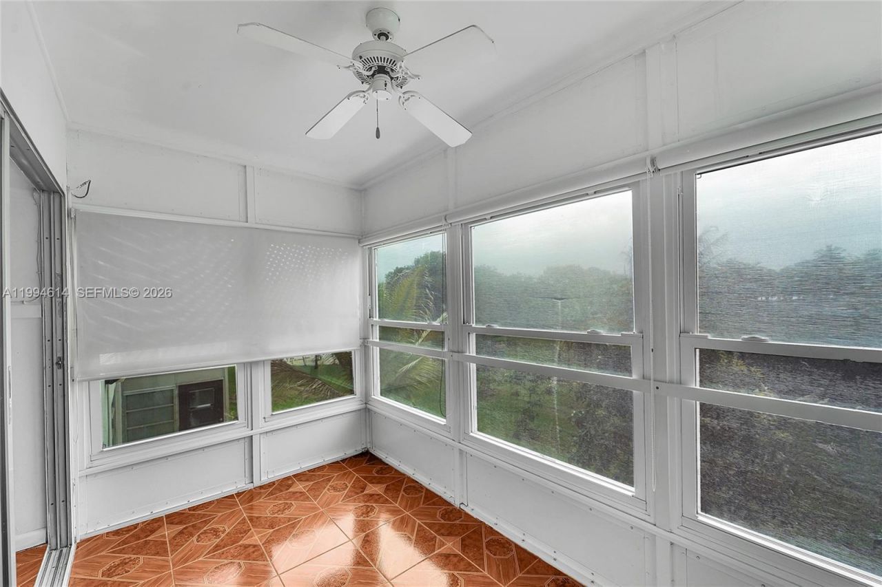 3090 NW 46th Ave , Unit 212C, Lauderdale Lakes, FL 33313 Photo