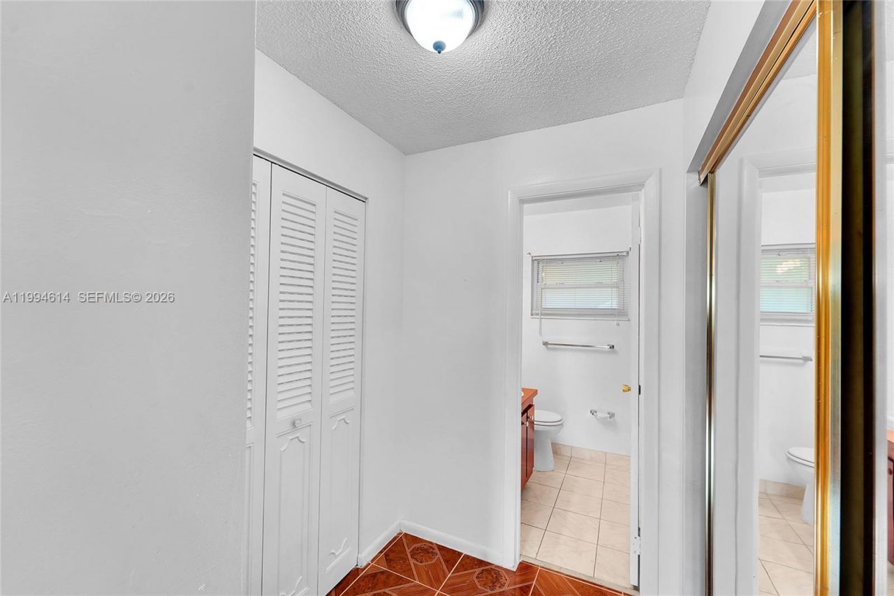 3090 NW 46th Ave , Unit 212C, Lauderdale Lakes, FL 33313 Photo