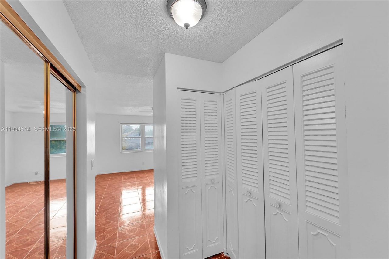 3090 NW 46th Ave , Unit 212C, Lauderdale Lakes, FL 33313 Photo