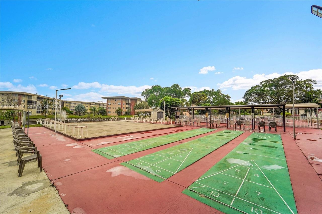 3090 NW 46th Ave , Unit 212C, Lauderdale Lakes, FL 33313 Photo