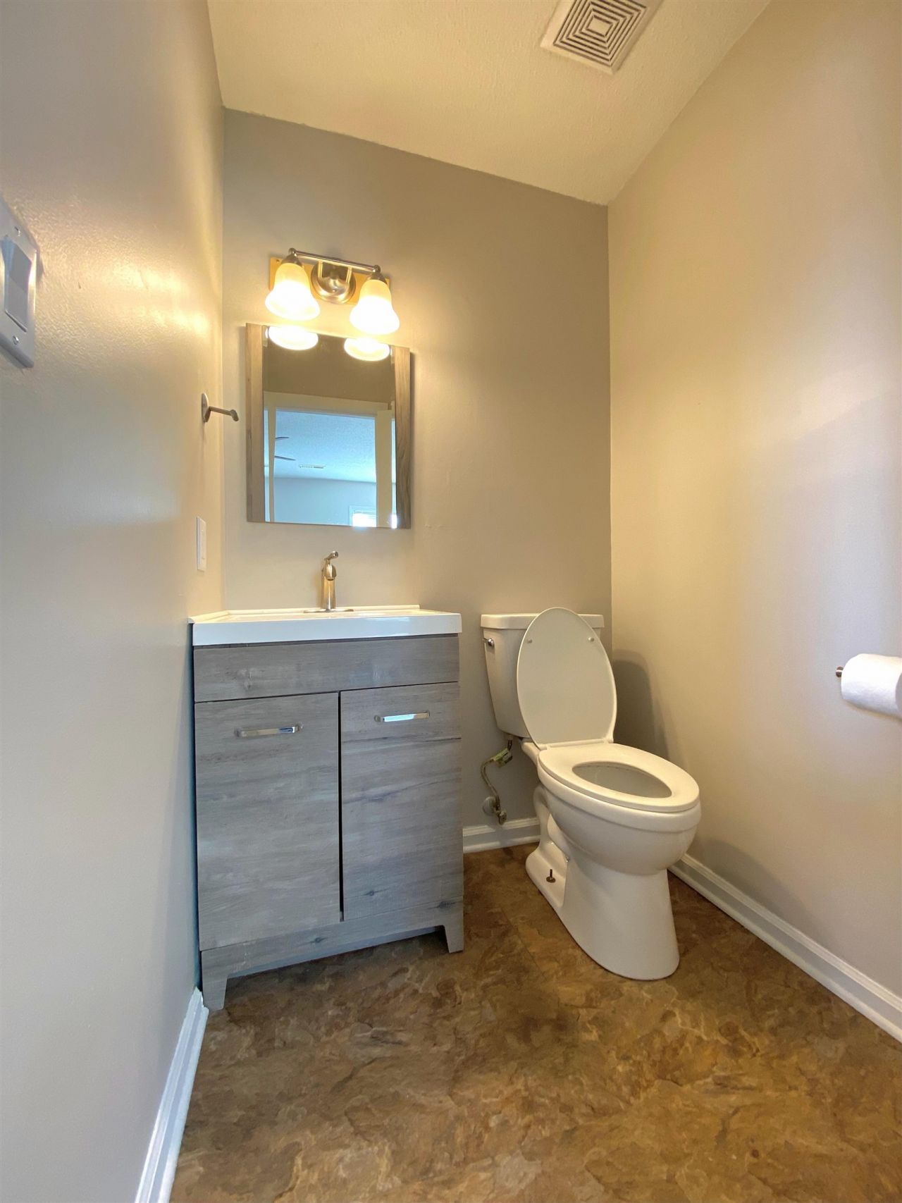 13 S Poplar Dr.  Photo 14