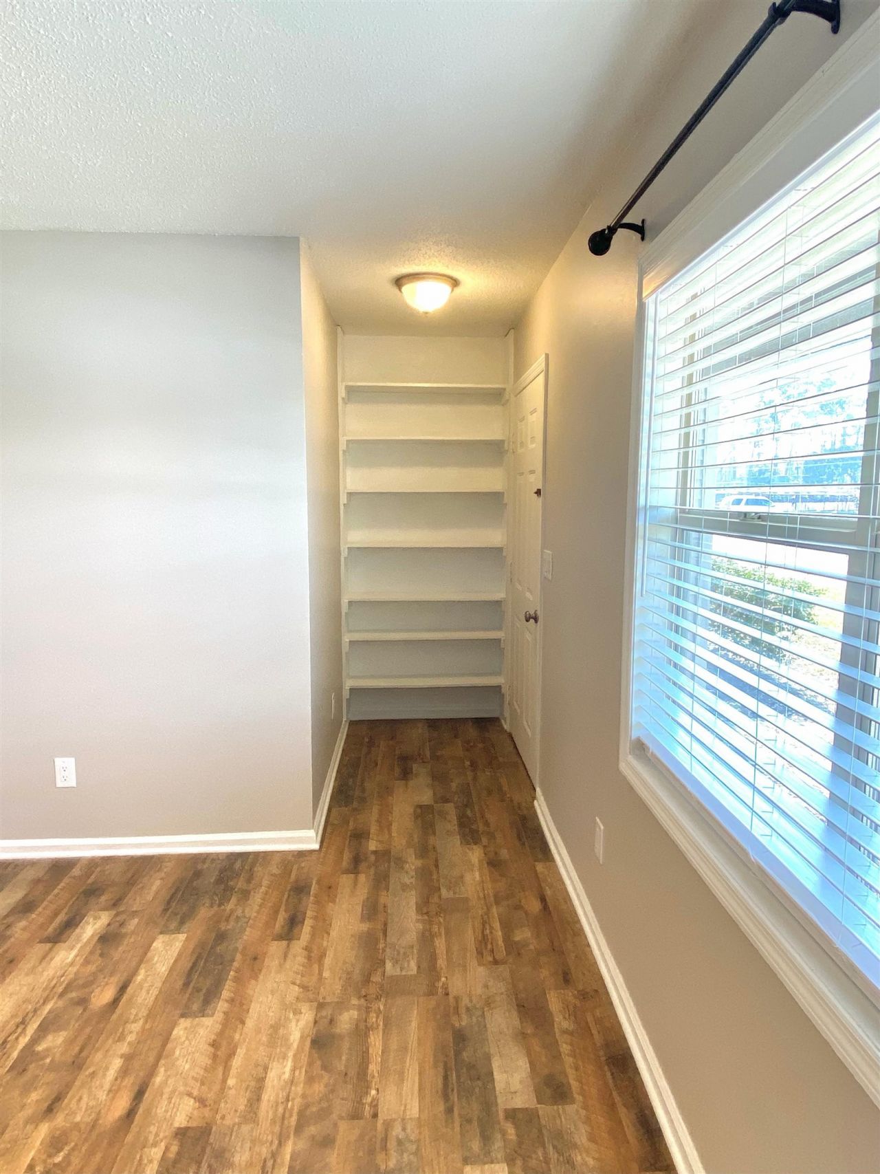 13 S Poplar Dr.  Photo 17