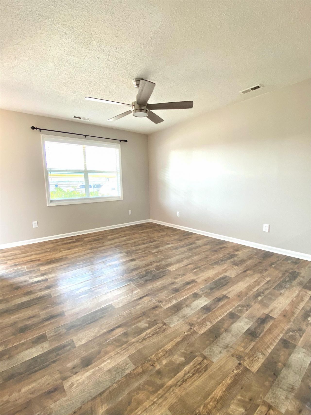 13 S Poplar Dr.  Photo 21