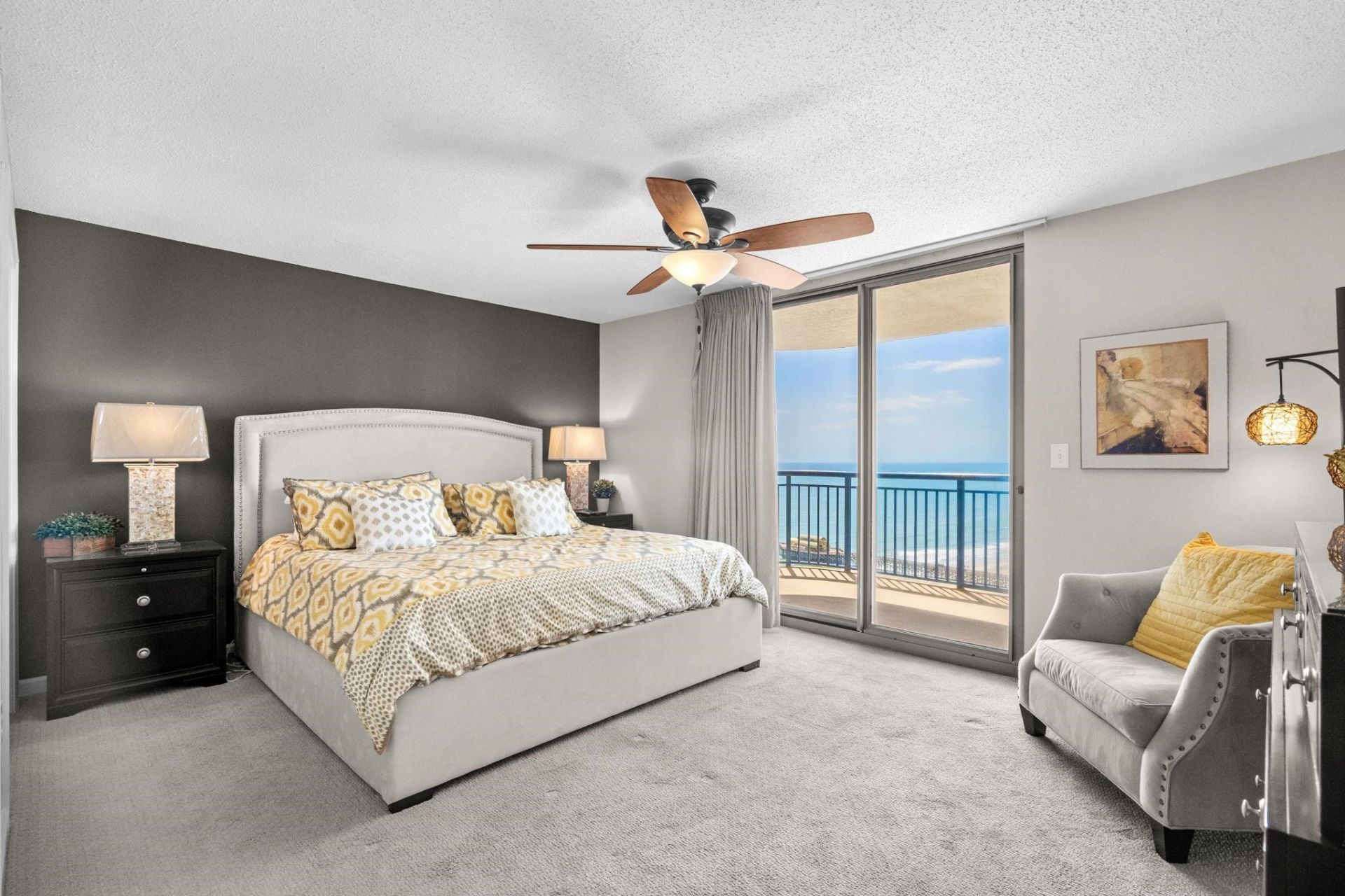 8560 Queensway Blvd. Photo 19