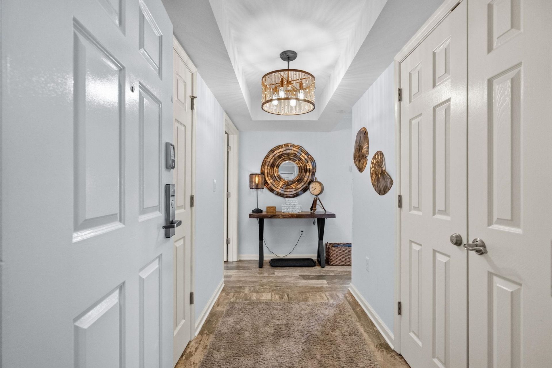 8560 Queensway Blvd. Photo 27