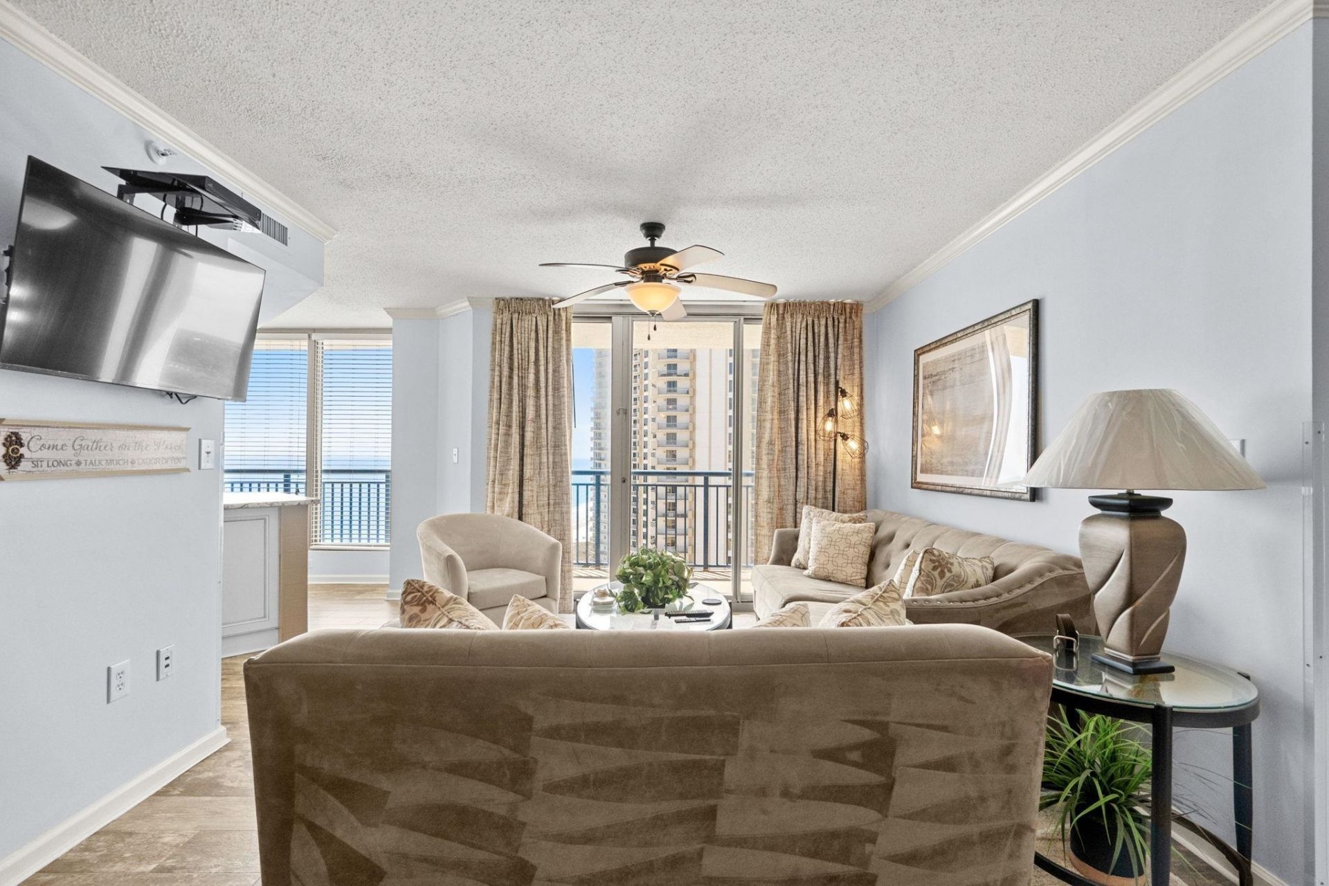 8560 Queensway Blvd. Photo 5