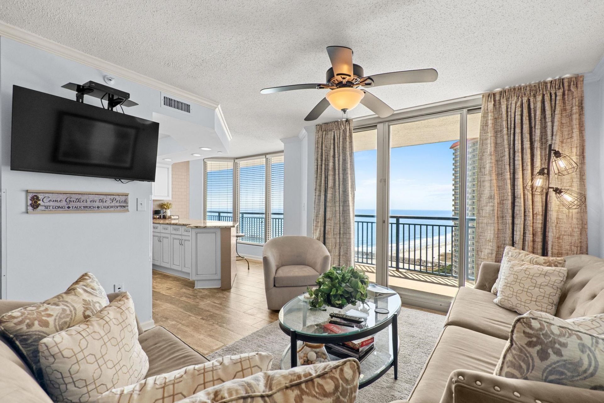 8560 Queensway Blvd. Photo 7