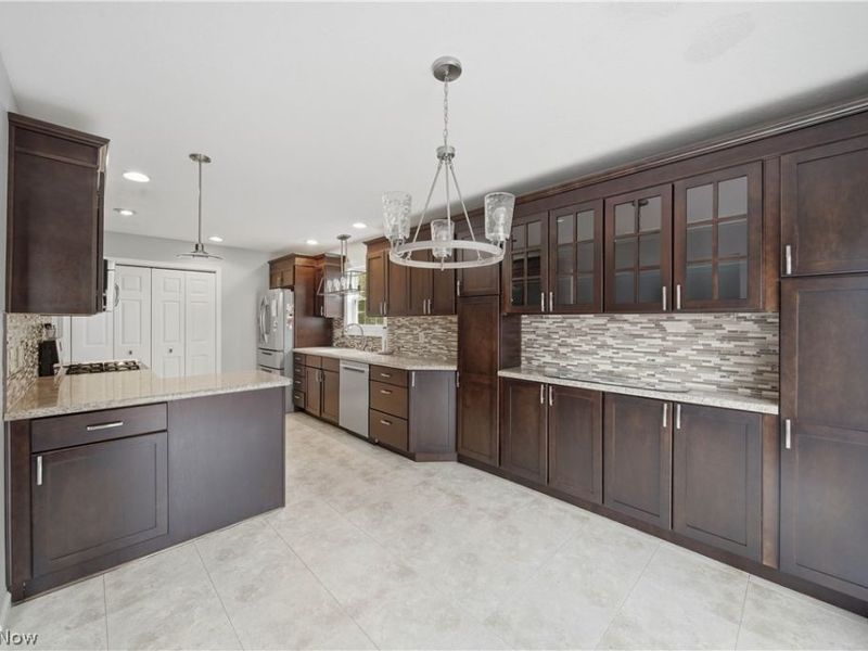 6686 Hogan Way NW, Canton, OH 44718 Photo 16