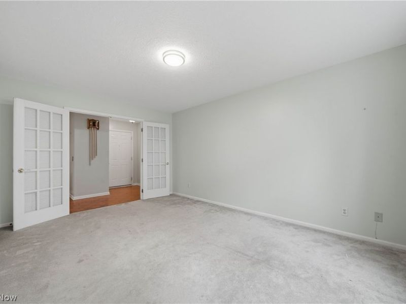 6686 Hogan Way NW, Canton, OH 44718 Photo 4