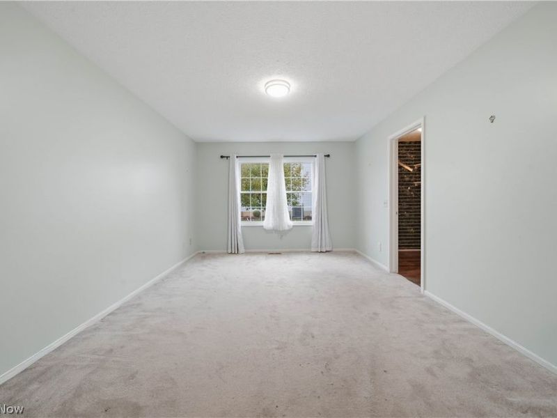 6686 Hogan Way NW, Canton, OH 44718 Photo 6