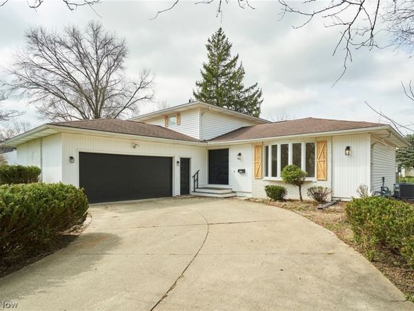 292 Wren Way , Medina, OH 44256