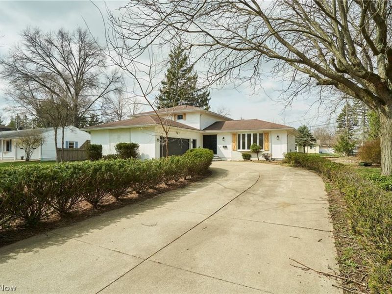 292 Wren Way, Medina, OH 44256 Photo 2