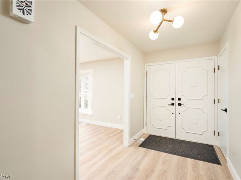 292 Wren Way, Medina, OH 44256 Photo 4