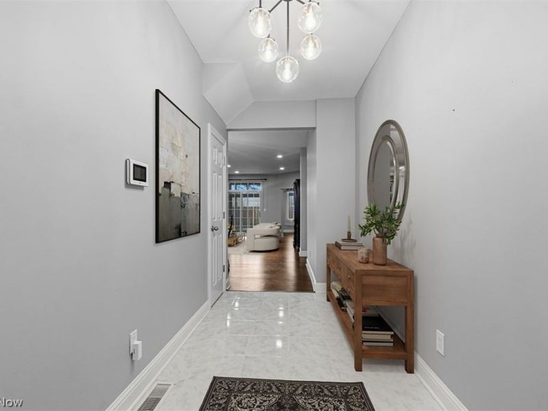 3178 Richmond Road, Beachwood, OH 44122 Photo 3