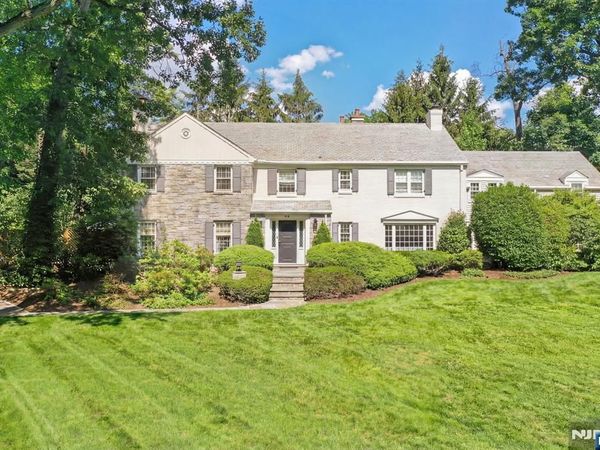 70 Yantacaw Brook Road, MONTCLAIR, NJ 07043