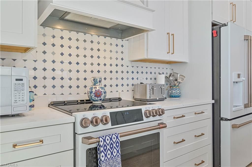 27541 Hickory Bay Dr , Bonita Springs, FL 34134 Photo