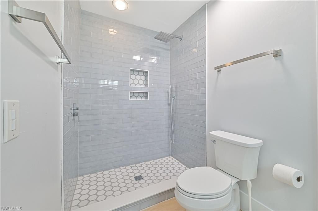 27541 Hickory Bay Dr , Bonita Springs, FL 34134 Photo