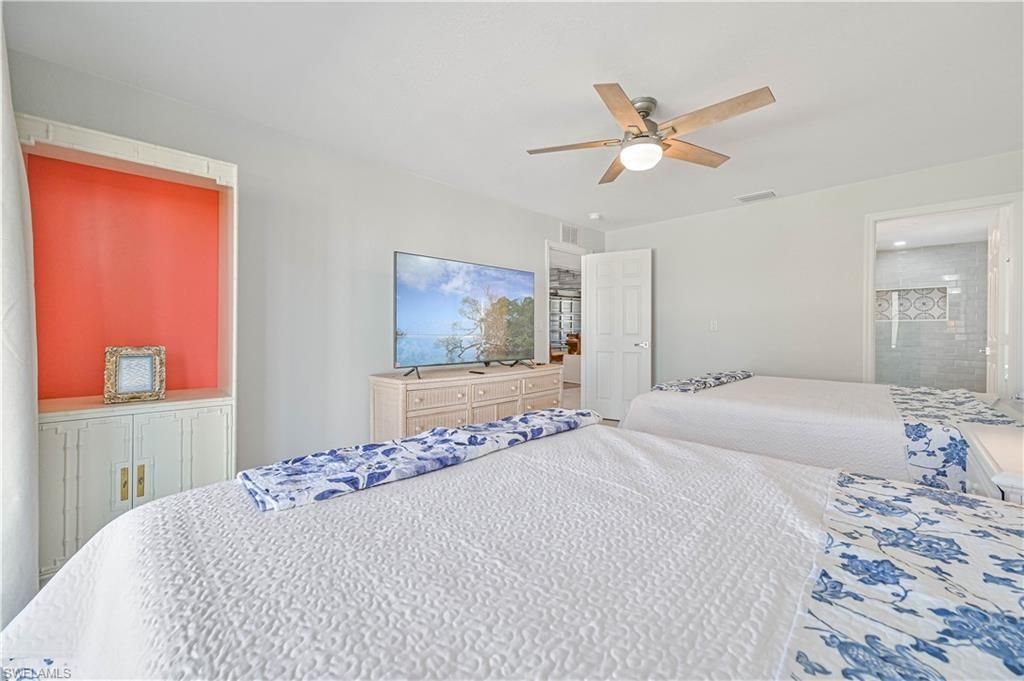 27541 Hickory Bay Dr , Bonita Springs, FL 34134 Photo