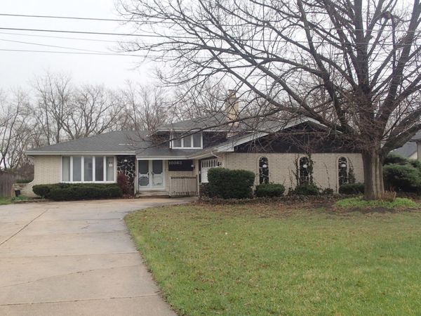 10363 S 84TH Avenue , Palos Hills, IL 60465