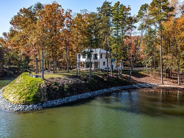 212A Gordon Drive, WEEMS, VA 22576