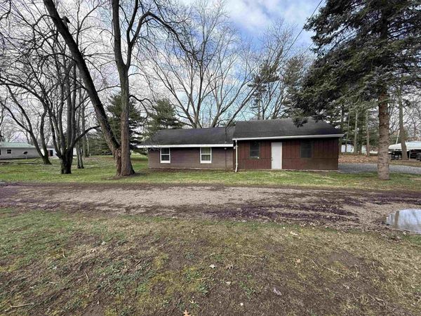 6125 N 1065 W., Orland, IN 46776