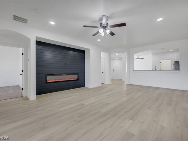 8948 Sandy Isle Court, Las Vegas, NV 89131