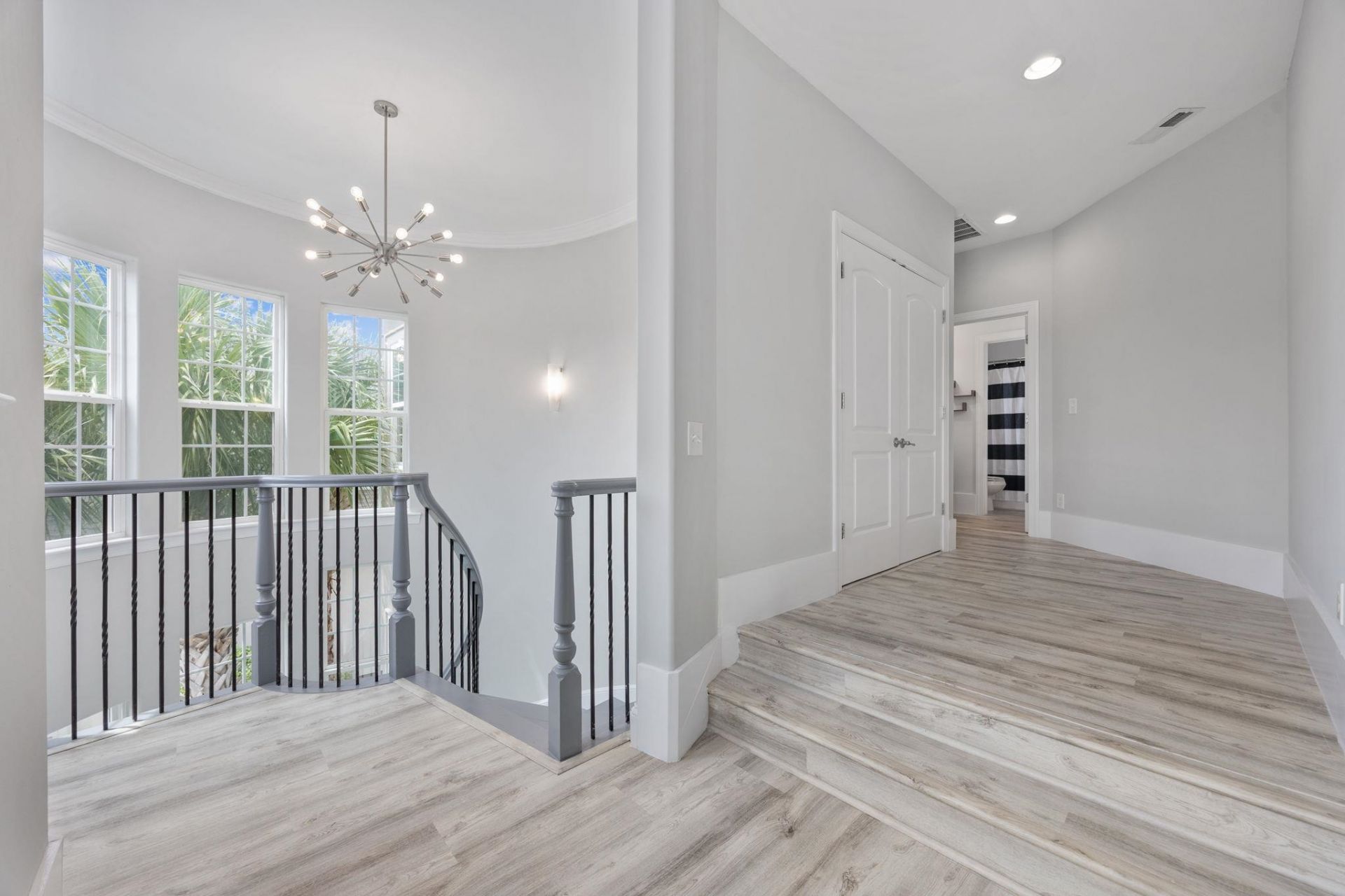 914 Bluffview Dr. Photo 15