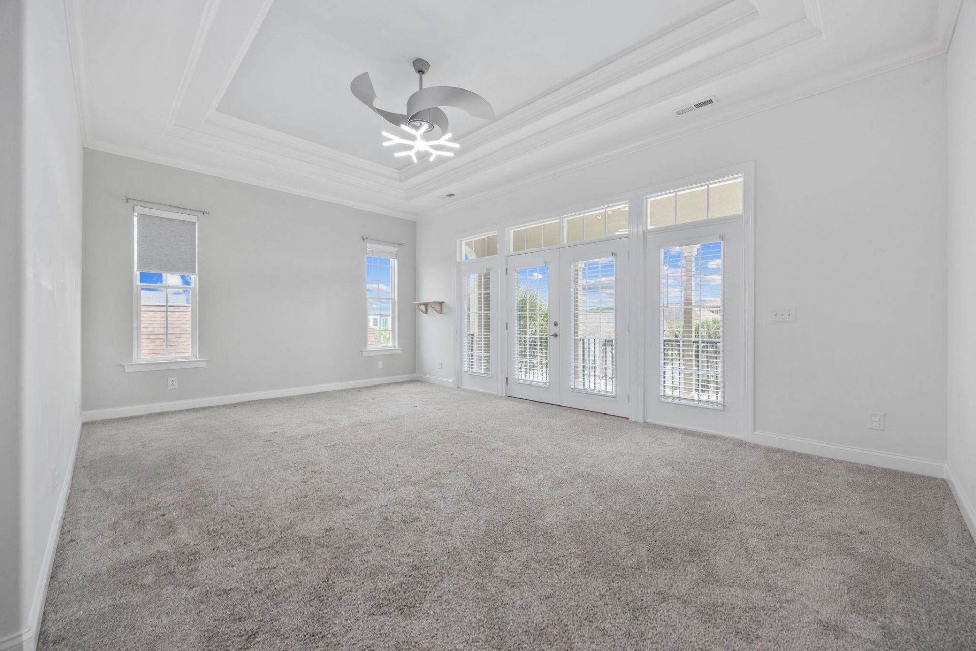 914 Bluffview Dr. Photo 17