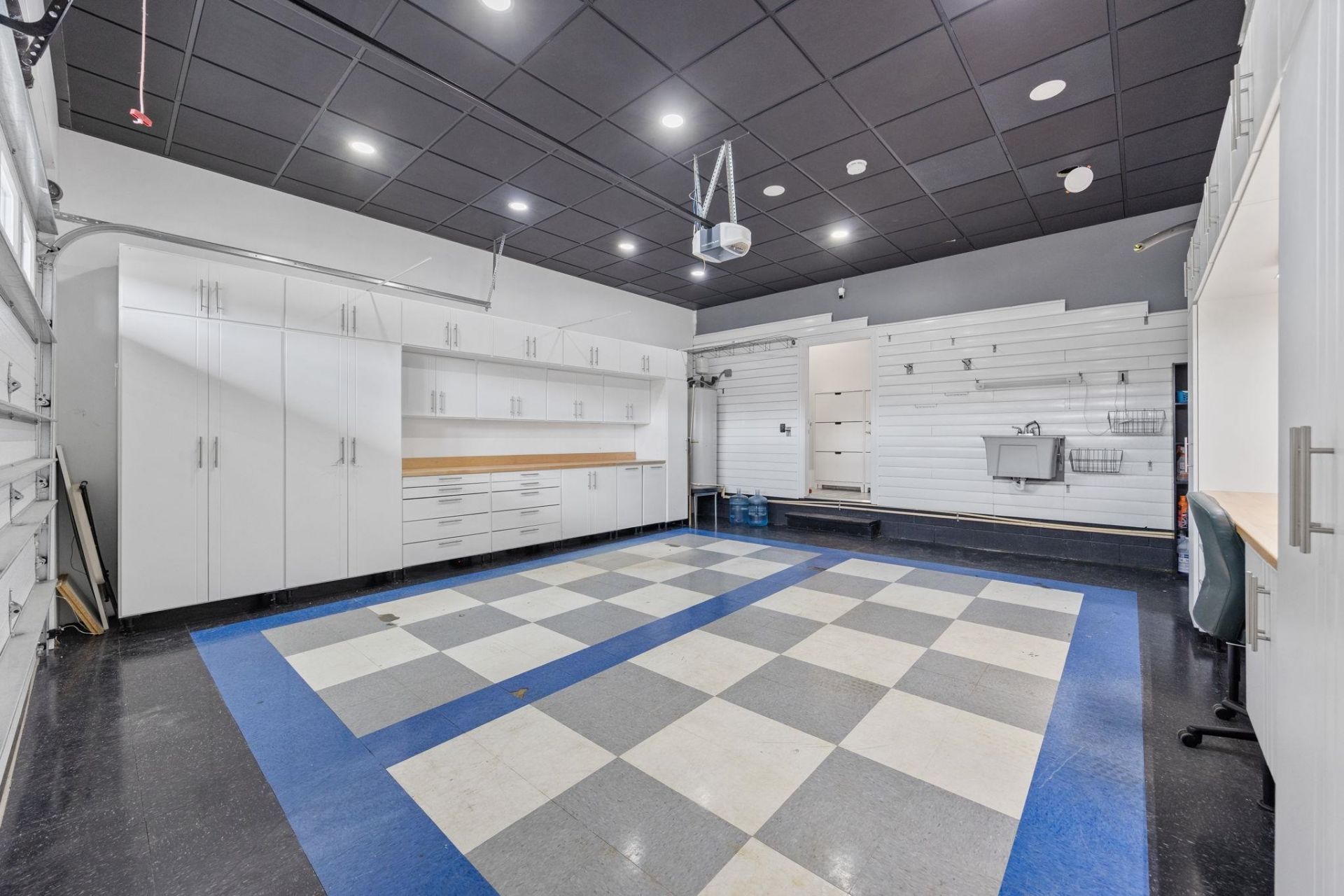 914 Bluffview Dr. Photo 27