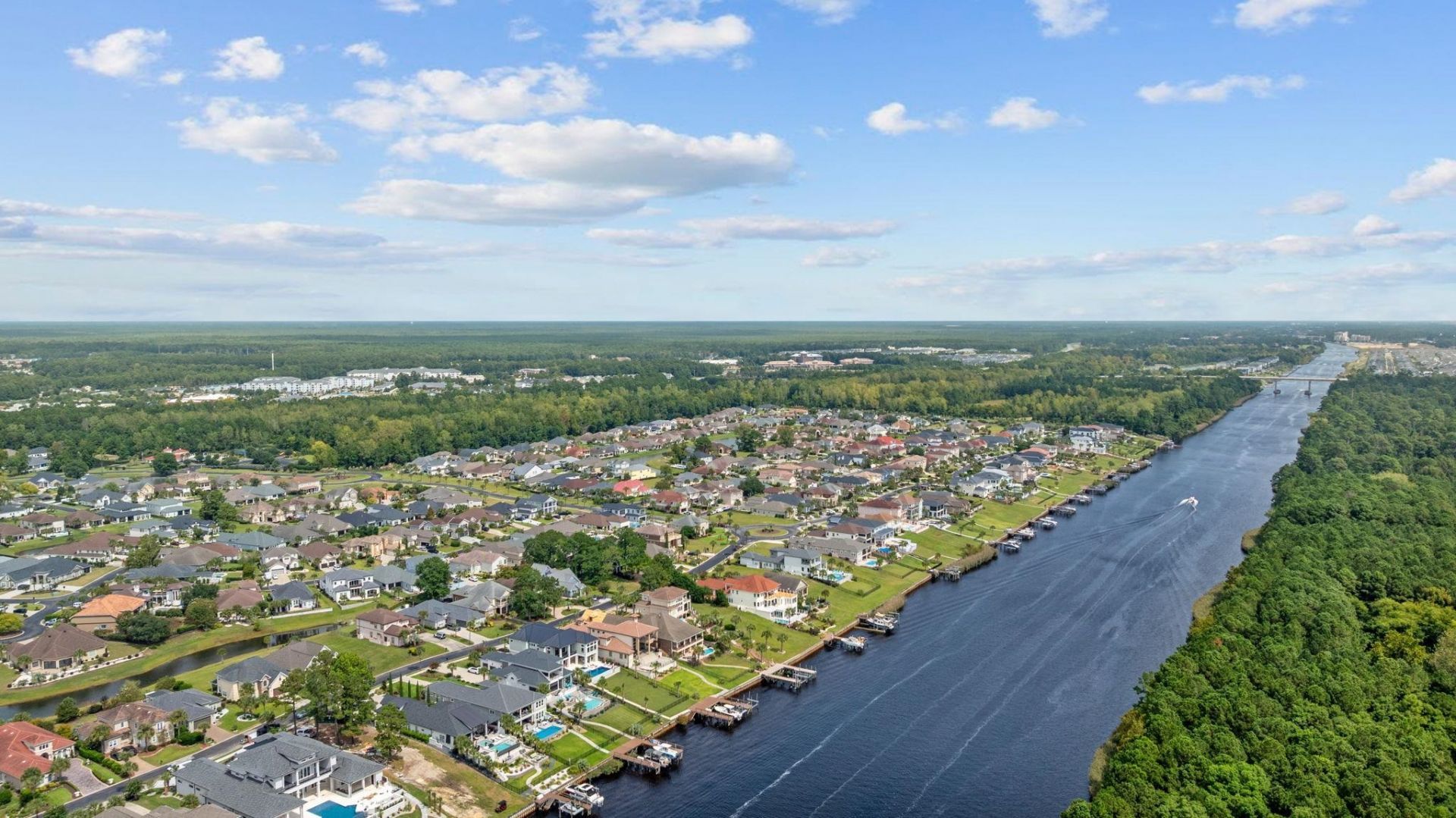 914 Bluffview Dr. Photo 37