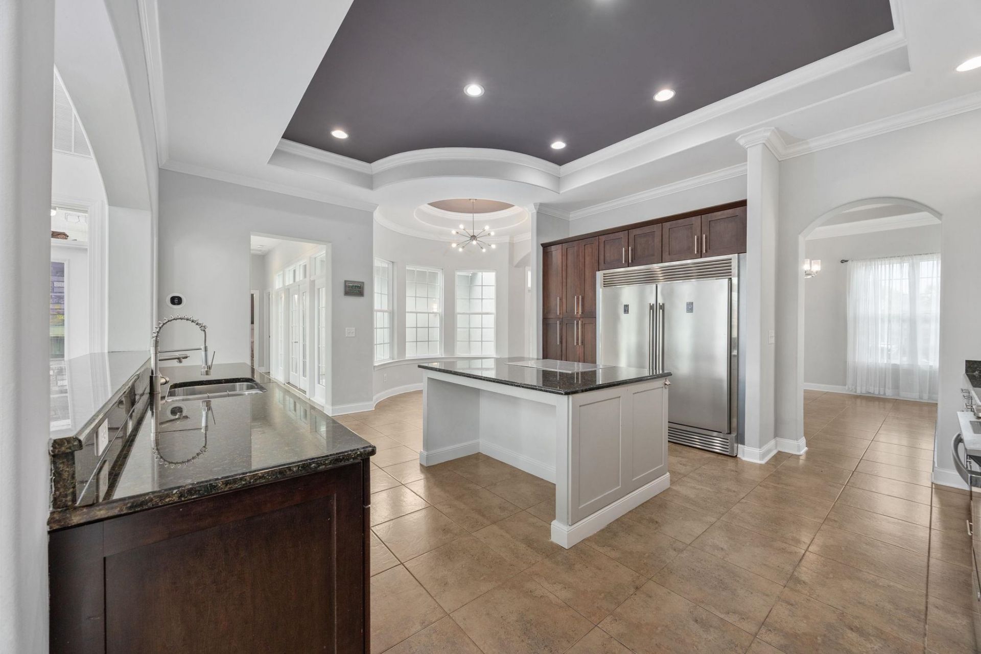 914 Bluffview Dr. Photo 8