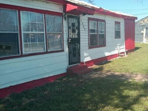 1302 Camponovo Street, Shelby, MS 38774