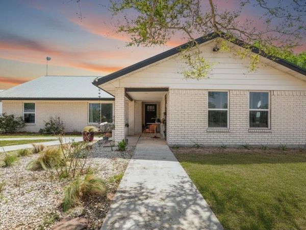 14220 Fm 713, Dale, TX 78953